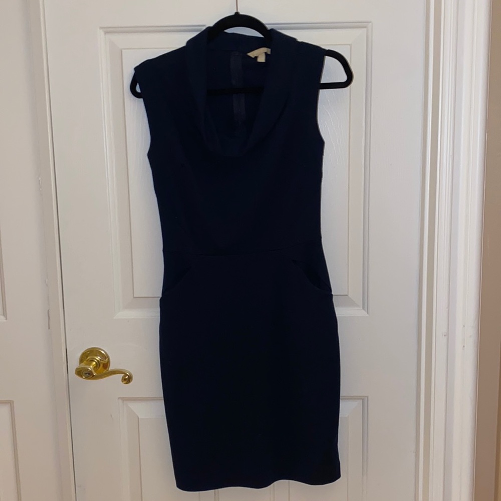 Banana Republic sleeveless dress with pockets sz 0